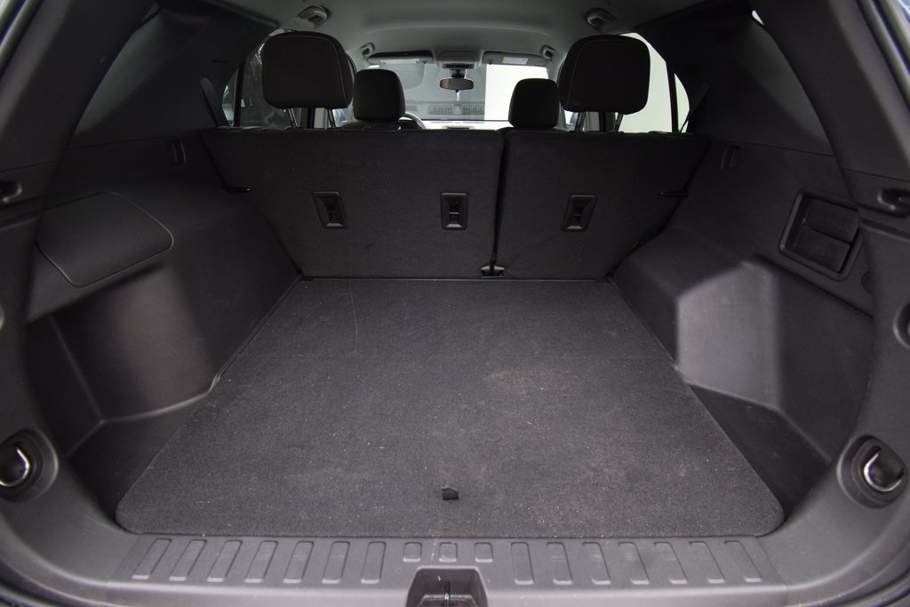 used 2024 Chevrolet Equinox car, priced at $24,000