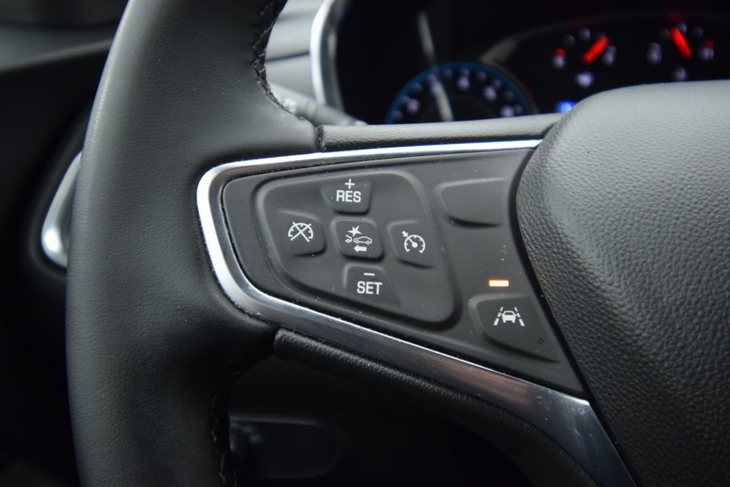 used 2024 Chevrolet Equinox car, priced at $24,000