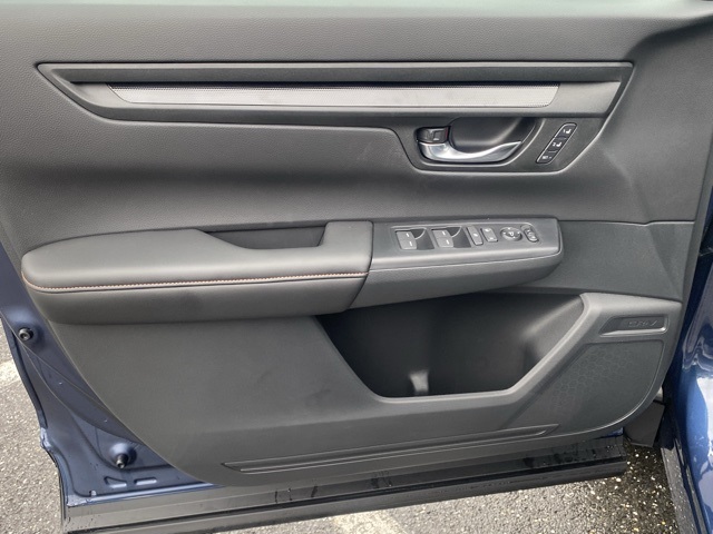 new 2026 Honda CR-V Hybrid car, priced at $39,596