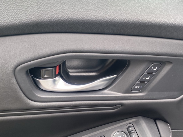 new 2025 Honda Accord Hybrid car, priced at $34,818