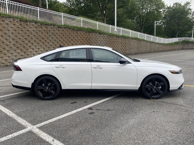 new 2025 Honda Accord Hybrid car, priced at $34,818