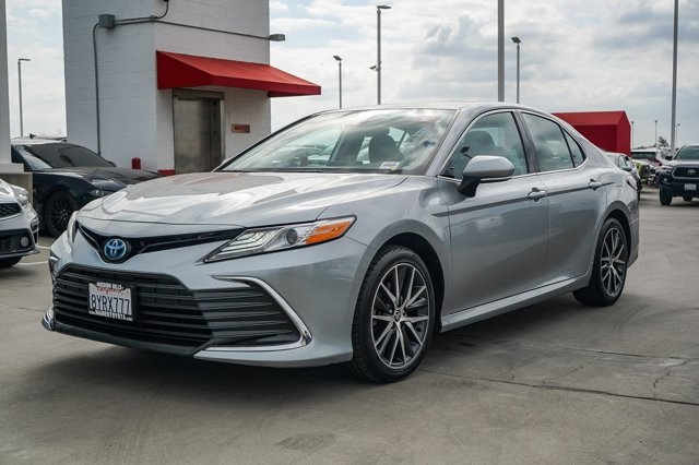 used 2022 Toyota Camry Hybrid car, priced at $26,792