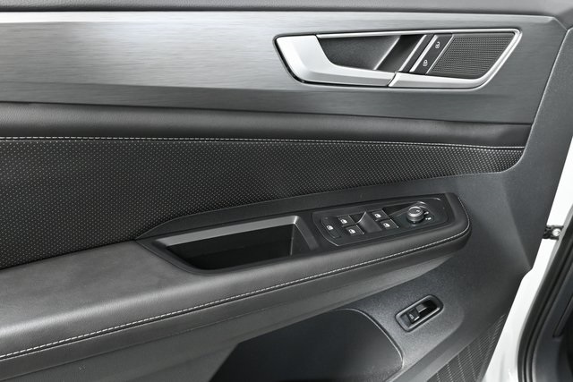 used 2024 Volkswagen Atlas Cross Sport car, priced at $39,900
