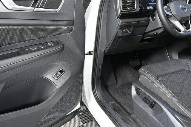 used 2024 Volkswagen Atlas Cross Sport car, priced at $39,900