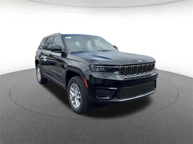 new 2025 Jeep Grand Cherokee car, priced at $36,139