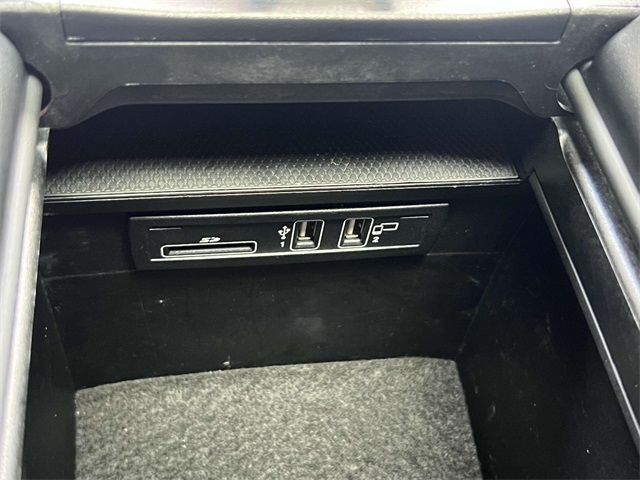used 2019 Mercedes-Benz G-Class car, priced at $135,567