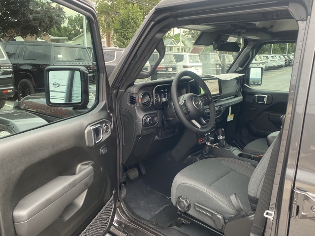new 2025 Jeep Wrangler car, priced at $53,322