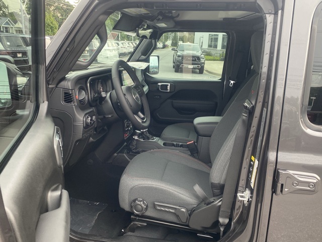 new 2025 Jeep Wrangler car, priced at $53,322