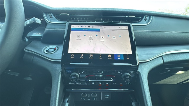 new 2025 Jeep Grand Cherokee L car, priced at $48,215