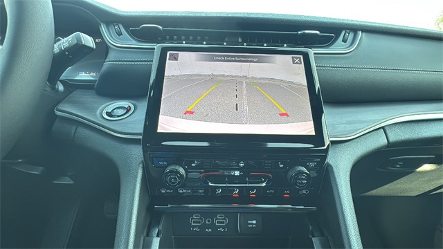 new 2025 Jeep Grand Cherokee L car, priced at $48,215