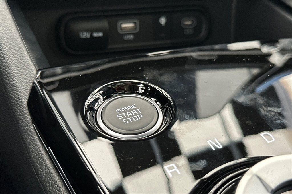 new 2025 Kia Sportage Plug-In Hybrid car, priced at $41,480