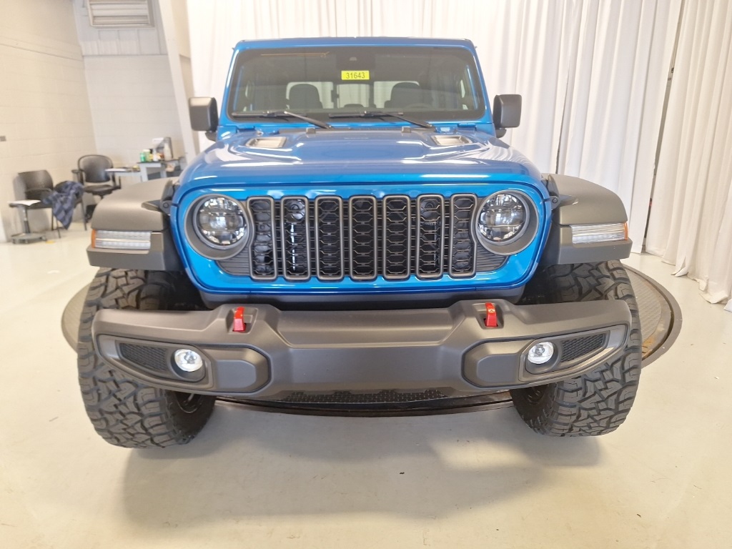 new 2025 Jeep Gladiator car, priced at $50,499