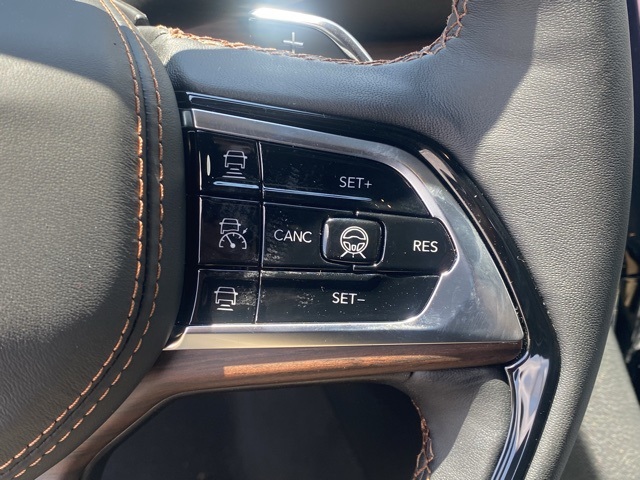 new 2025 Jeep Grand Cherokee car, priced at $52,050