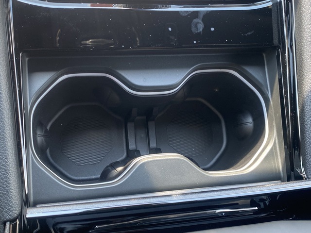 new 2025 Jeep Grand Cherokee car, priced at $52,050