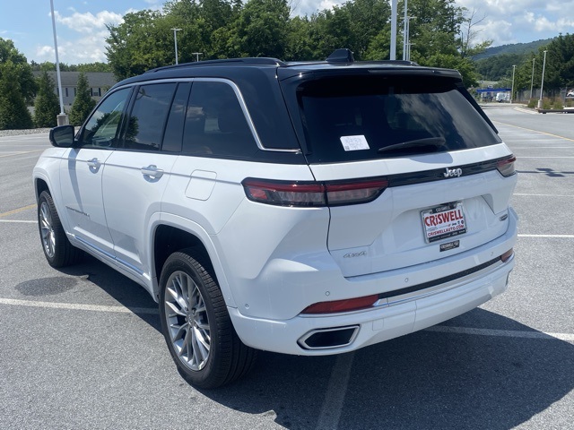 new 2025 Jeep Grand Cherokee car, priced at $52,050