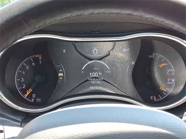 used 2020 Jeep Grand Cherokee car, priced at $20,697