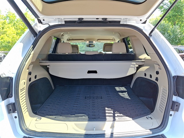 used 2020 Jeep Grand Cherokee car, priced at $20,697