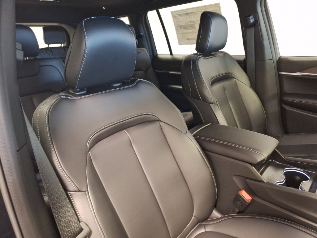 new 2025 Jeep Grand Cherokee L car, priced at $52,335