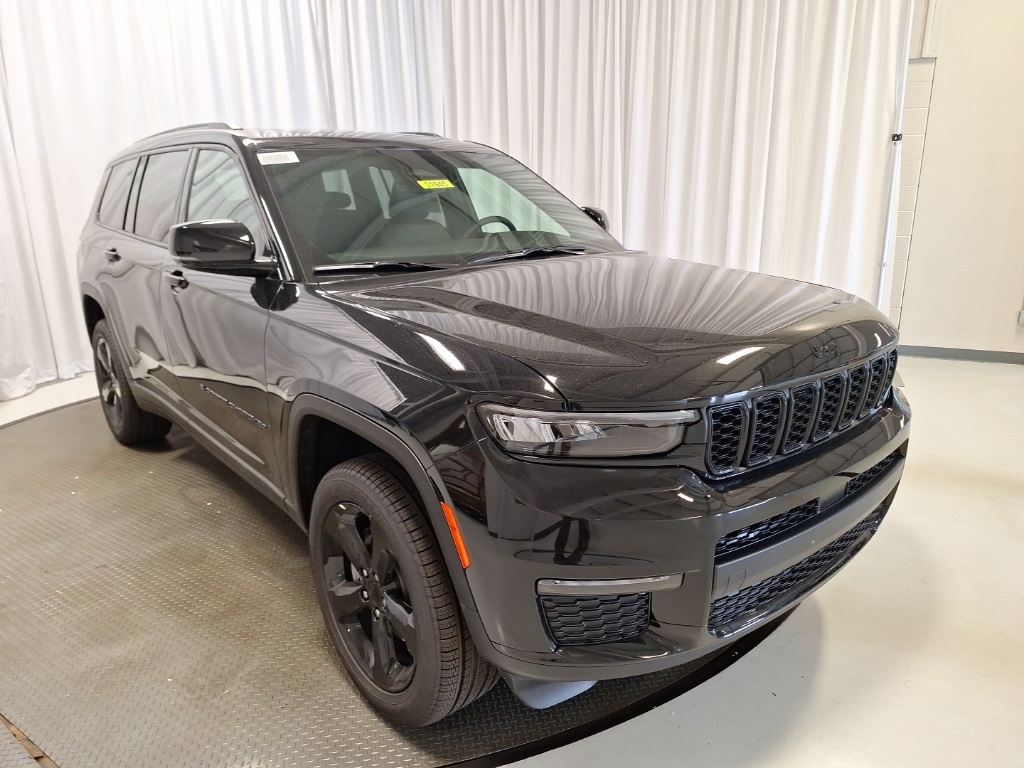 new 2025 Jeep Grand Cherokee L car, priced at $52,335