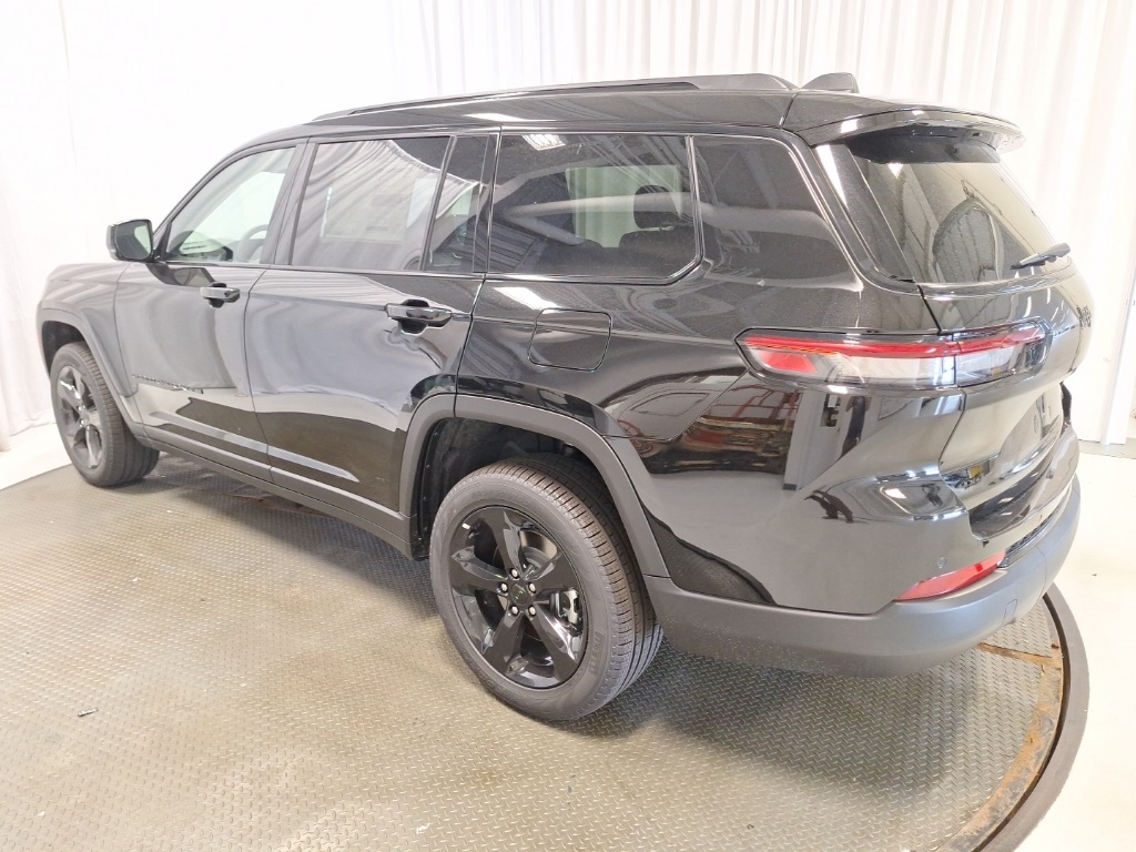 new 2025 Jeep Grand Cherokee L car, priced at $52,335
