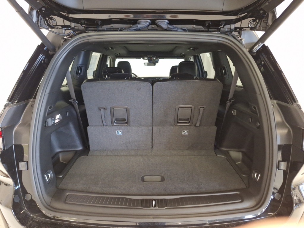 new 2025 Jeep Grand Cherokee L car, priced at $52,335