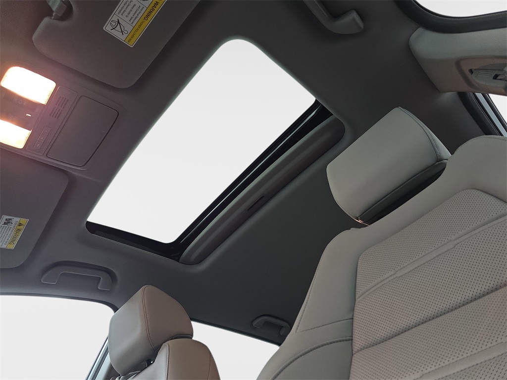 used 2022 Honda CR-V car, priced at $31,240