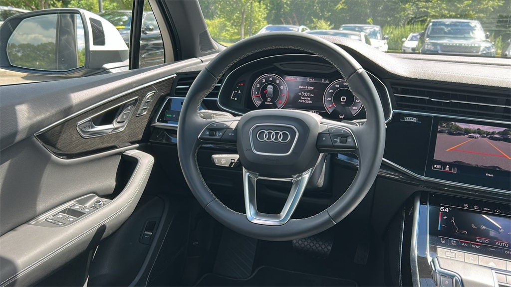 used 2025 Audi Q7 car, priced at $65,990