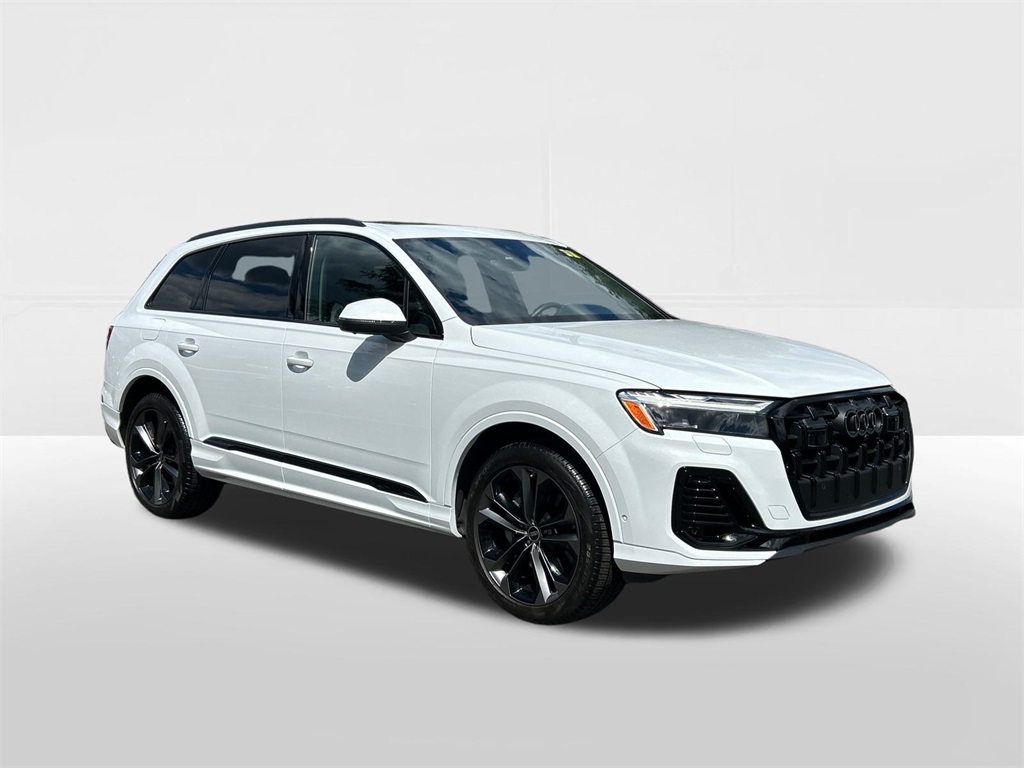 used 2025 Audi Q7 car, priced at $65,990