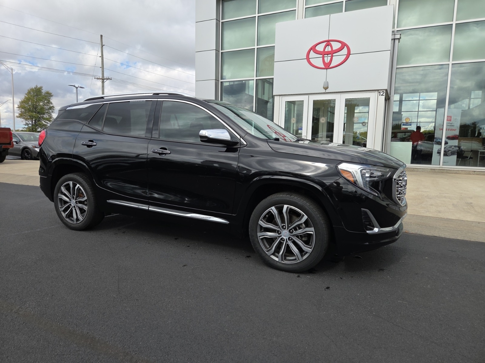 used 2018 GMC Terrain car, priced at $19,368