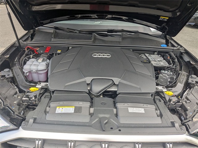 new 2025 Audi Q7 car, priced at $72,350