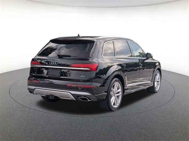new 2025 Audi Q7 car, priced at $72,350