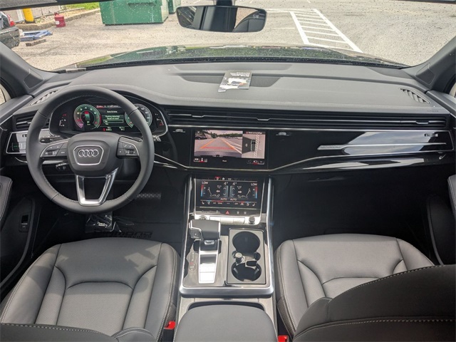 new 2025 Audi Q7 car, priced at $72,350