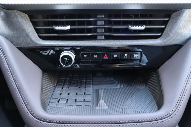 new 2025 Ford Explorer car, priced at $58,901