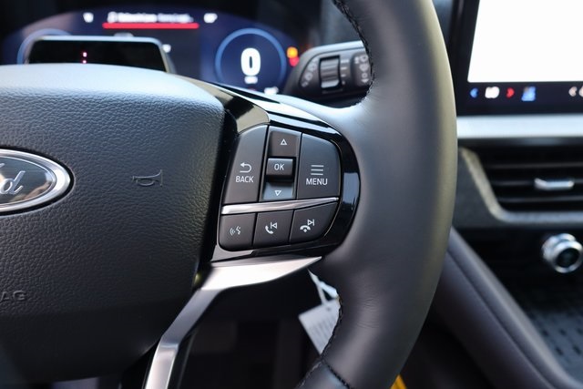 new 2025 Ford Explorer car, priced at $58,901