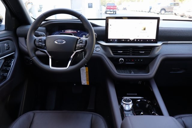 new 2025 Ford Explorer car, priced at $58,901