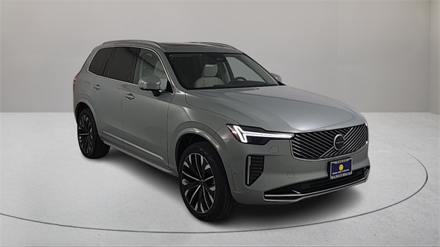 new 2026 Volvo XC90 Plug-In Hybrid car, priced at $85,625
