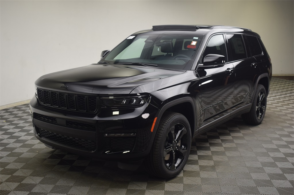 new 2025 Jeep Grand Cherokee L car, priced at $50,634