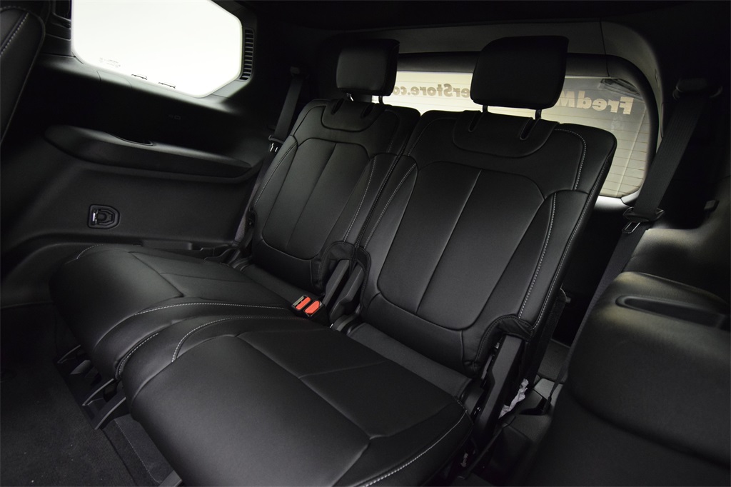new 2025 Jeep Grand Cherokee L car, priced at $50,634