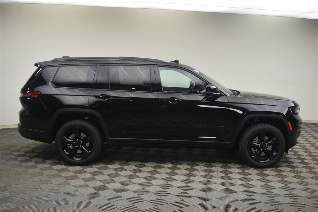 new 2025 Jeep Grand Cherokee L car, priced at $50,634