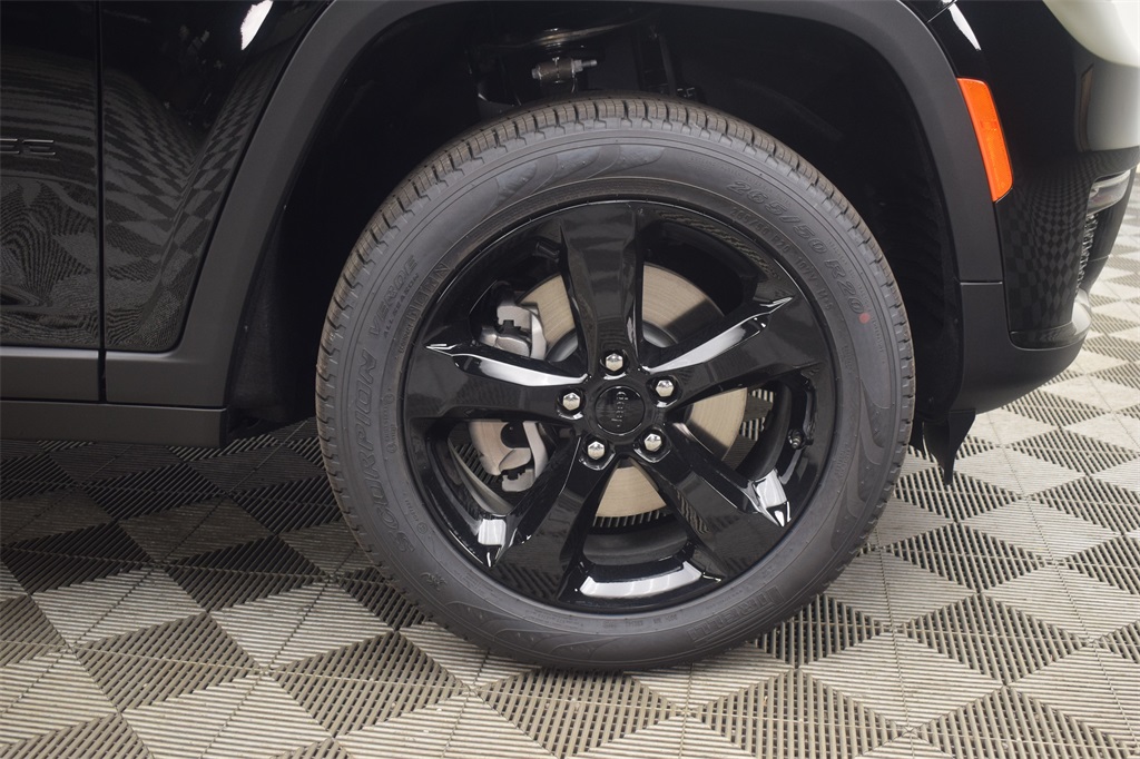 new 2025 Jeep Grand Cherokee L car, priced at $50,634