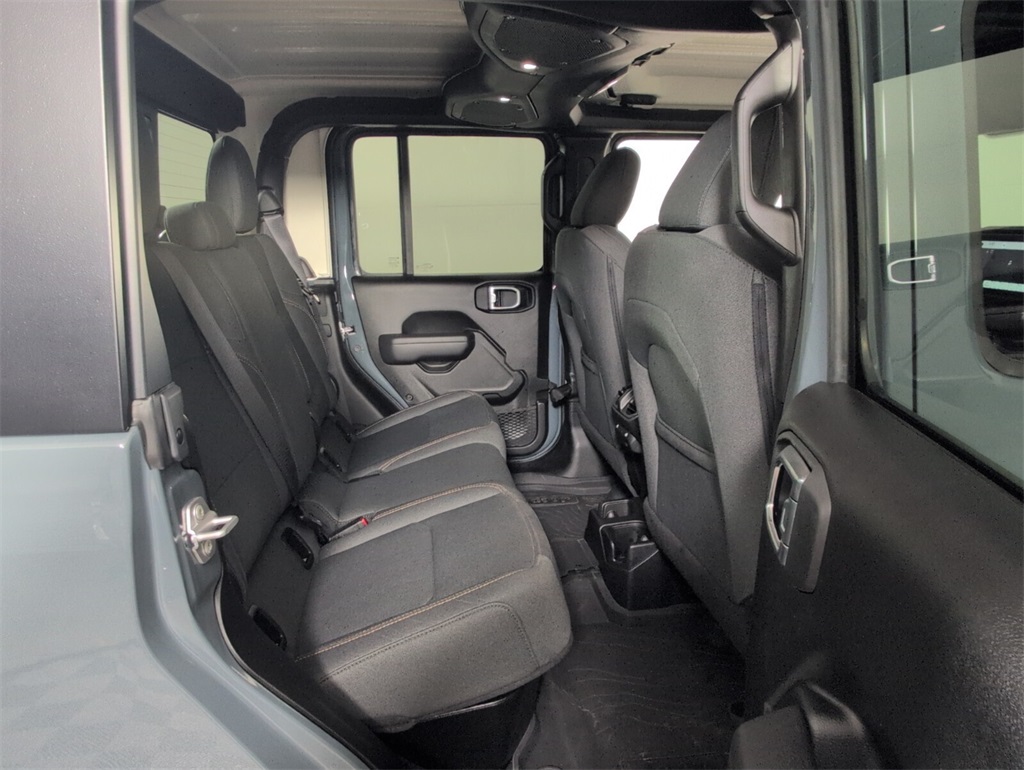 used 2025 Jeep Gladiator car, priced at $39,000