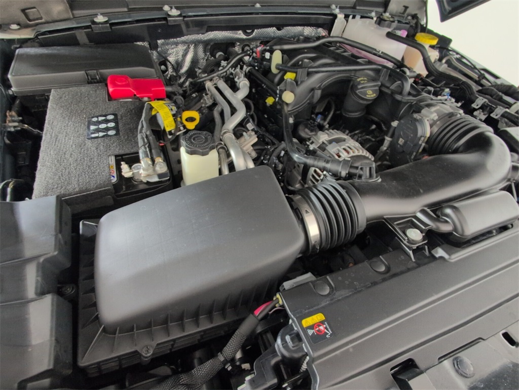 used 2025 Jeep Gladiator car, priced at $39,000