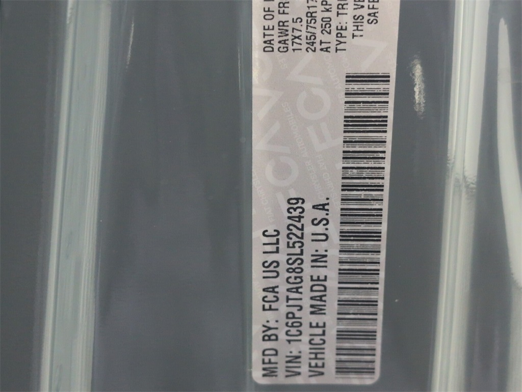 used 2025 Jeep Gladiator car, priced at $39,000