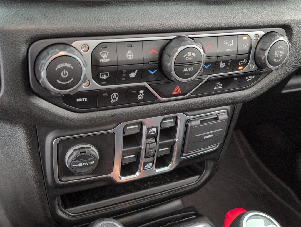 used 2025 Jeep Gladiator car, priced at $39,000