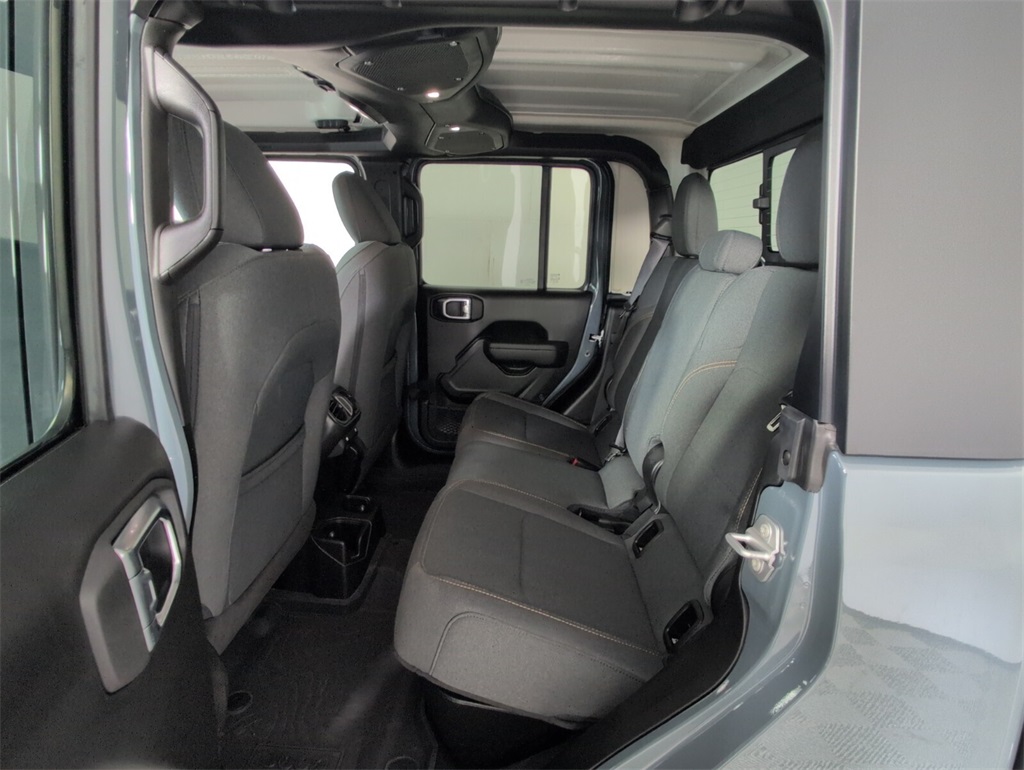 used 2025 Jeep Gladiator car, priced at $39,000