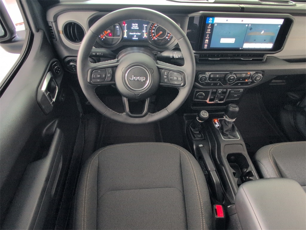 used 2025 Jeep Gladiator car, priced at $39,000