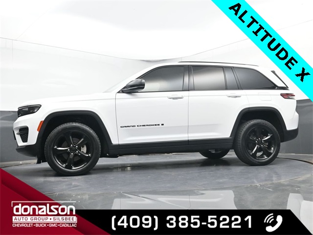 used 2023 Jeep Grand Cherokee car, priced at $33,693