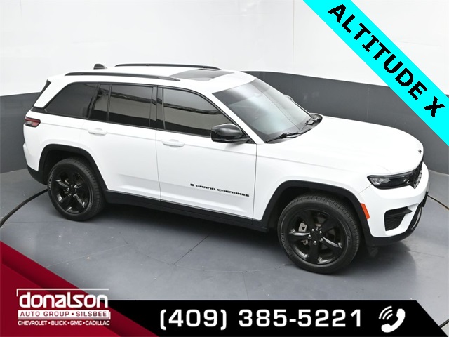 used 2023 Jeep Grand Cherokee car, priced at $33,693