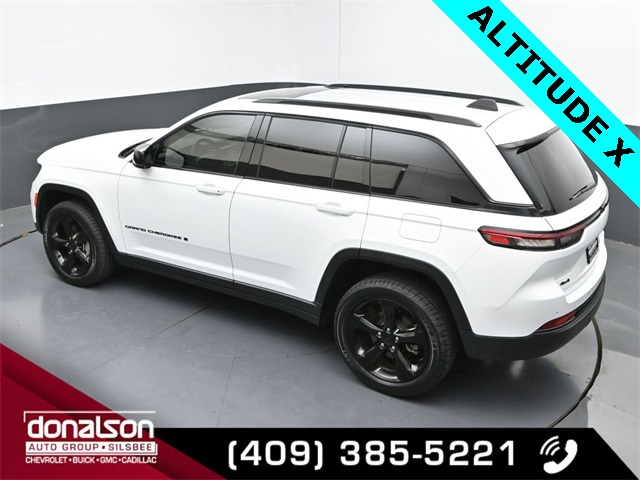 used 2023 Jeep Grand Cherokee car, priced at $33,693