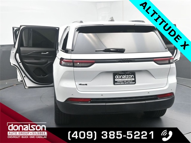 used 2023 Jeep Grand Cherokee car, priced at $33,693
